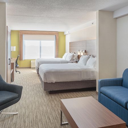 Holiday Inn Express & Suites - Belleville By Ihg Εξωτερικό φωτογραφία
