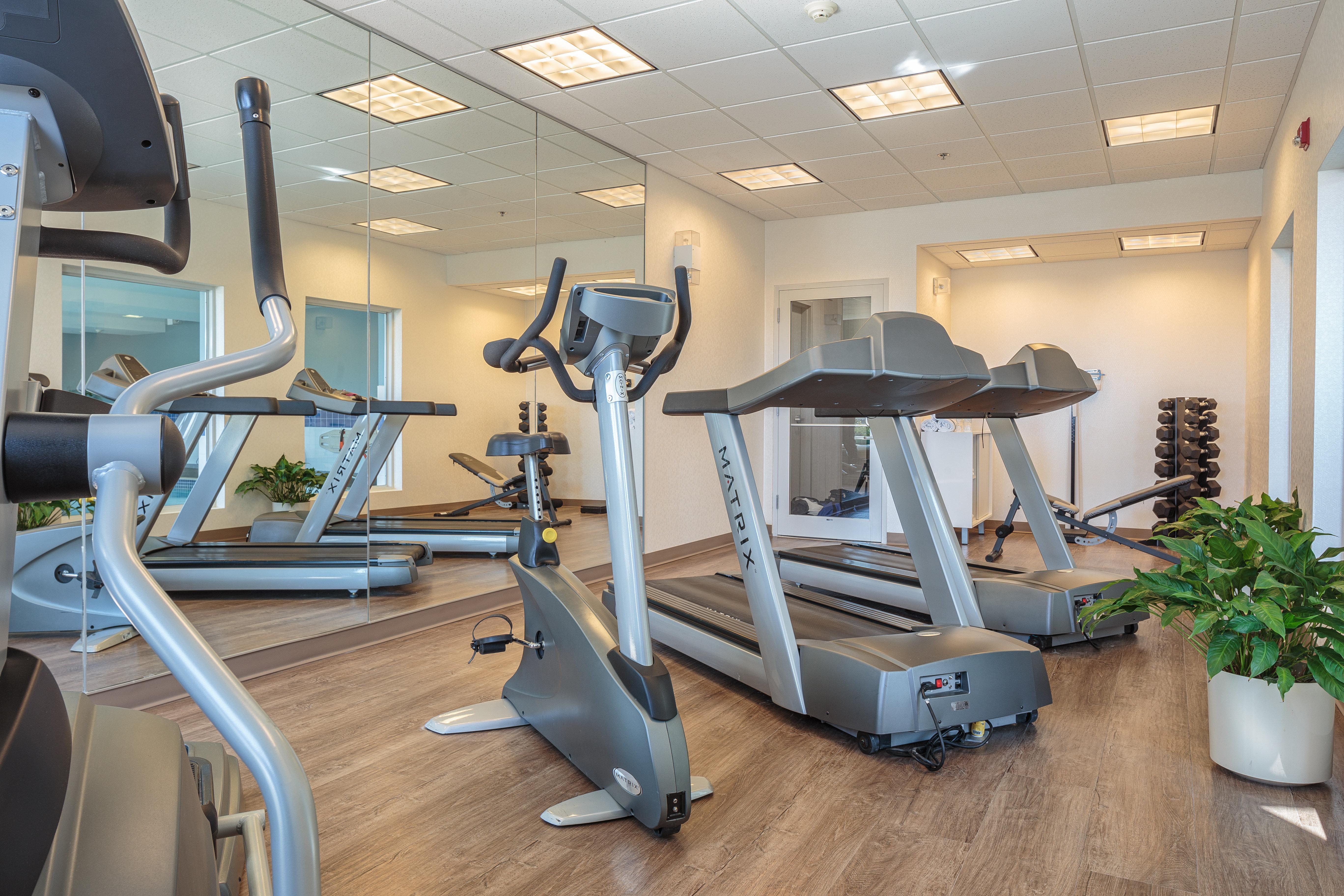 Holiday Inn Express & Suites - Belleville By Ihg Εξωτερικό φωτογραφία