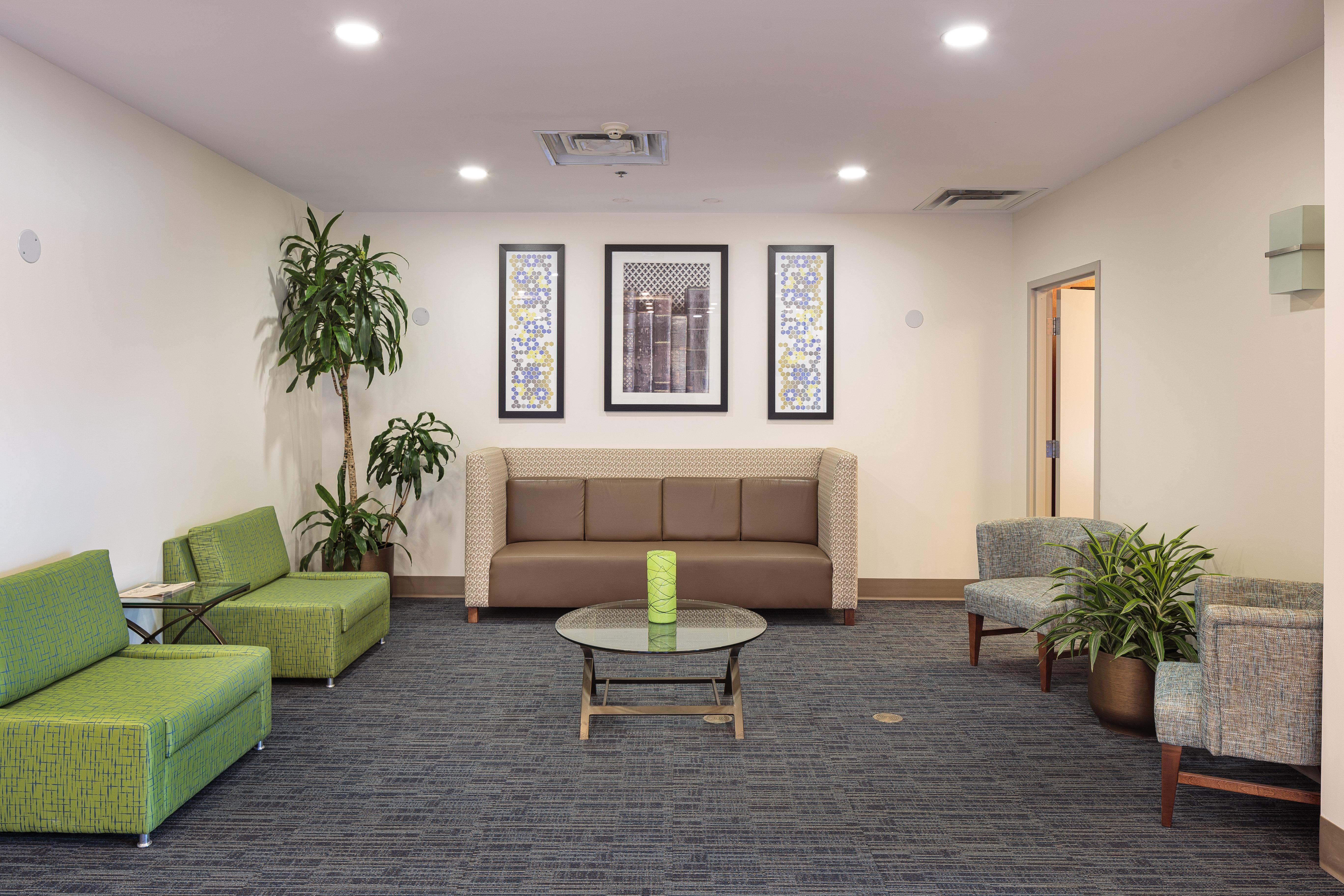 Holiday Inn Express & Suites - Belleville By Ihg Εξωτερικό φωτογραφία