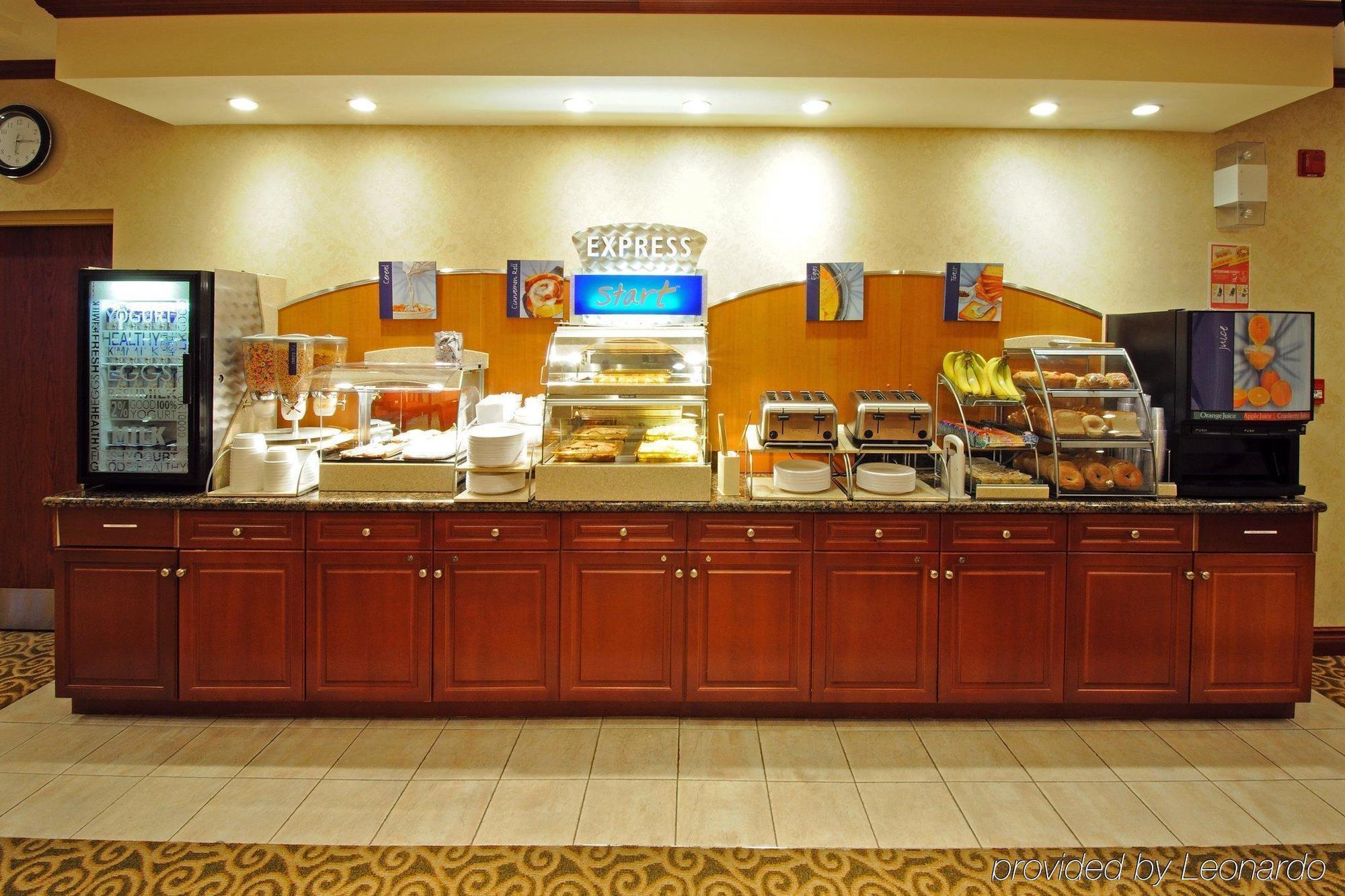 Holiday Inn Express & Suites - Belleville By Ihg Εστιατόριο φωτογραφία