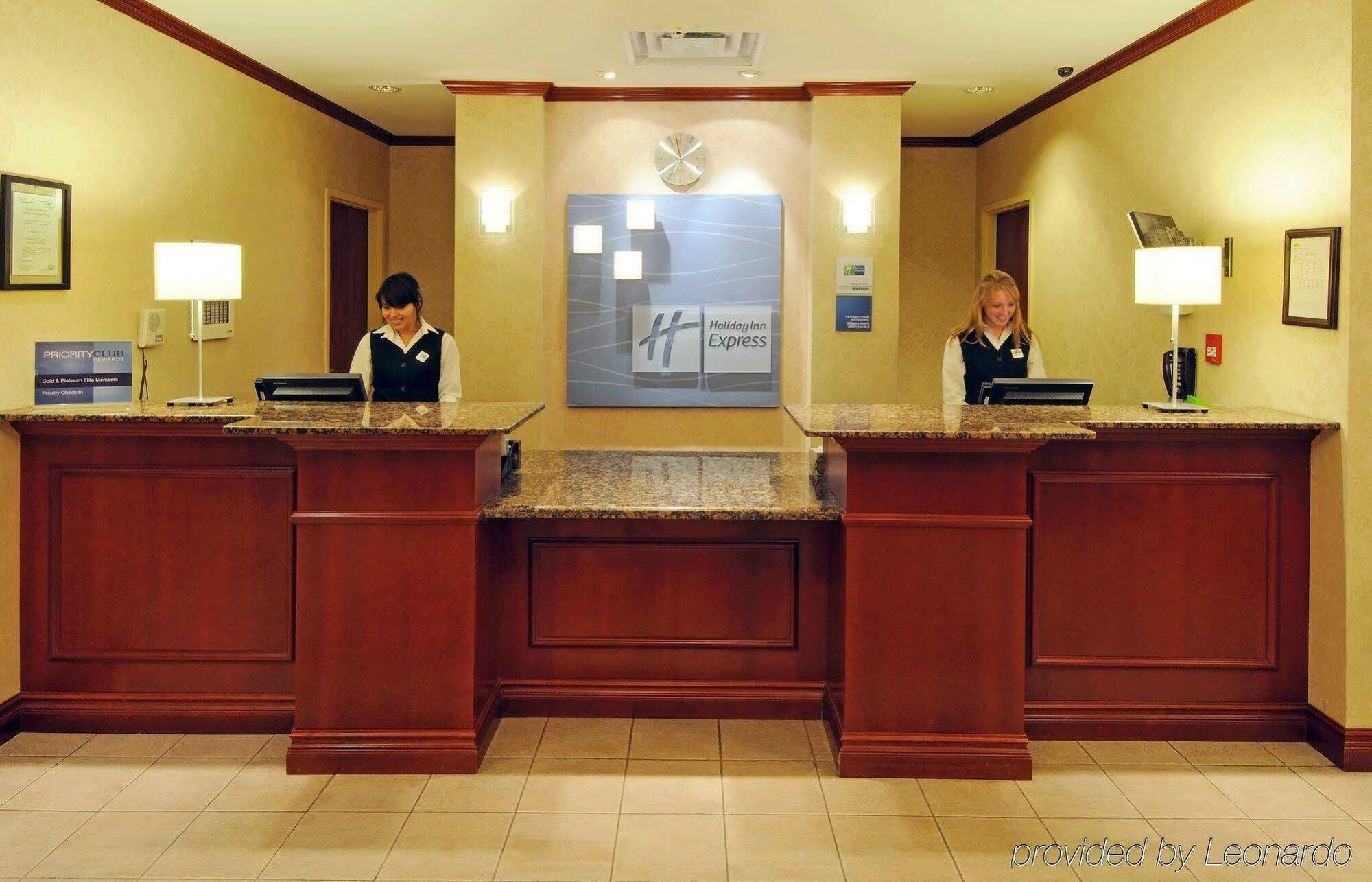 Holiday Inn Express & Suites - Belleville By Ihg Εσωτερικό φωτογραφία
